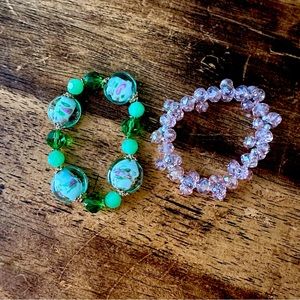 🩷💚SET OF TWO Green and Pink Stretchy Bead Bracelets 💚🩷